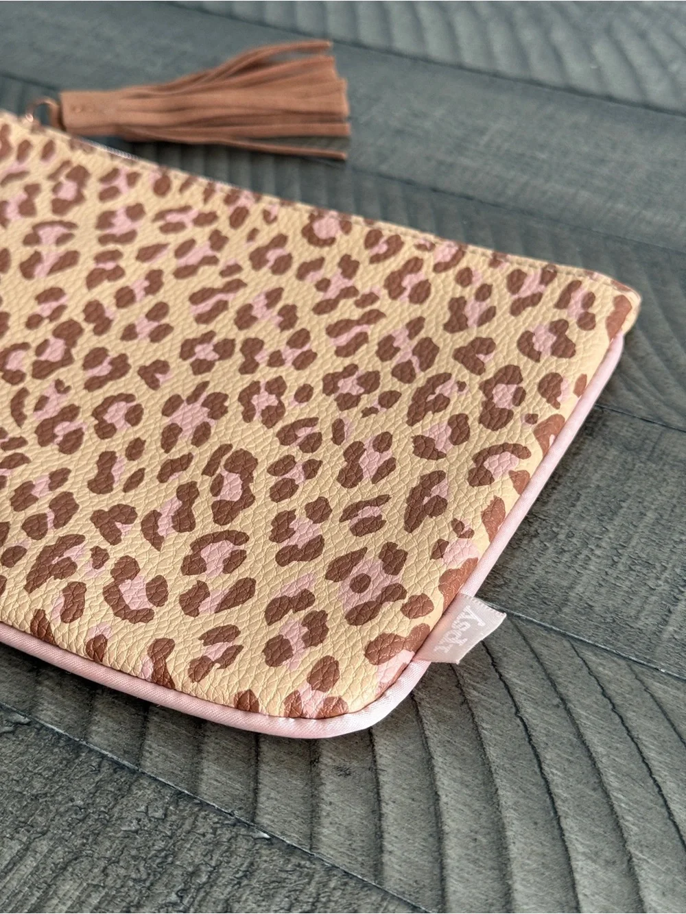 Ipsy Cosmetic Bag Faux Leather Beige & Pink Leopard Print Cosmetic Bag